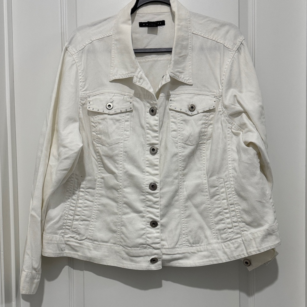 Baccini Off-White Denim Jacket - 22/24w